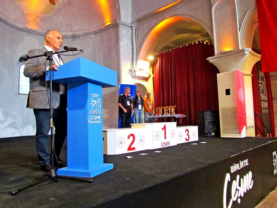Çeşme’de Atatürk Günü Etkinliklerinde Satranç Turnuvası Düzenlendi (6)
