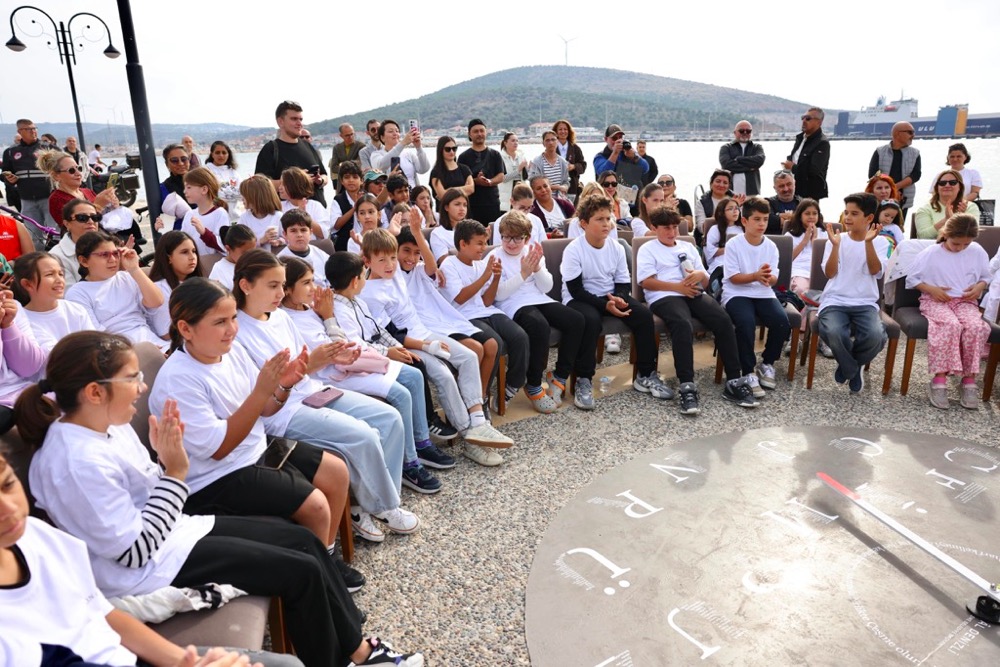 Çeşme’de ‘Harflerin Çeşmesi’ Tanıtıldı (4)