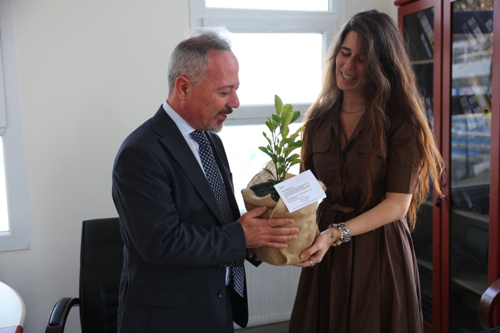 Çeşme’de Öğretmenlere Anlamlı Jest (1)