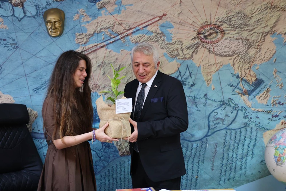 Çeşme’de Öğretmenlere Anlamlı Jest (4)