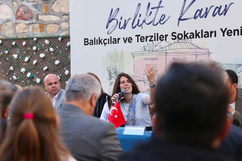 Çeşme’nin Tarihi Sokaklarında Modern Dokunuş (1)