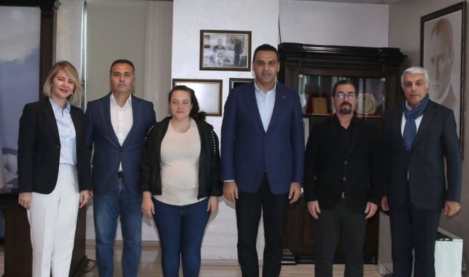 Çiğli Belediyesi’nde Kriz Çözüldü 22 Günlük Eylem Sona Erdi3