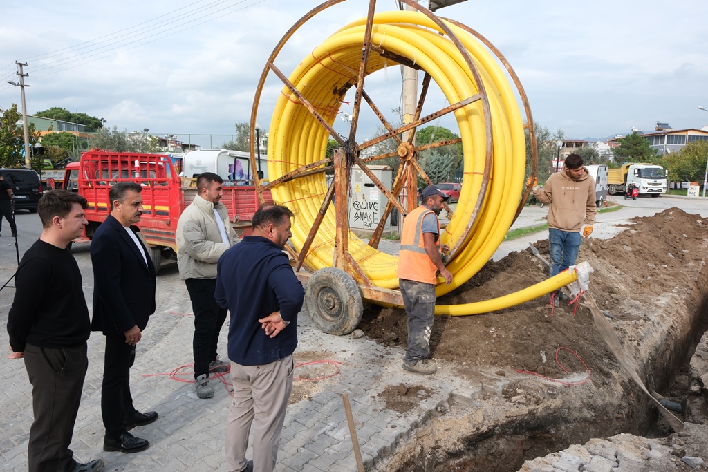 Dikili’de 4. Etap Çalışmaları Başladı, Mahalleler Isınacak! (5)