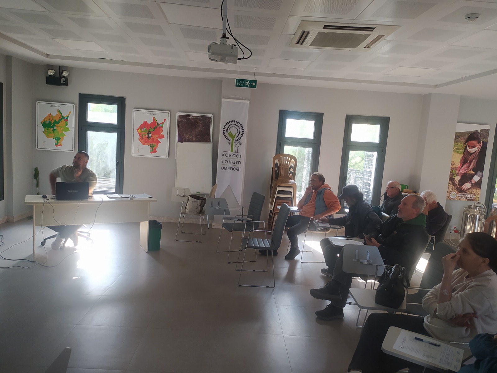 Efes Selçuk’ta Üreticiye Toprak Desteği (2)