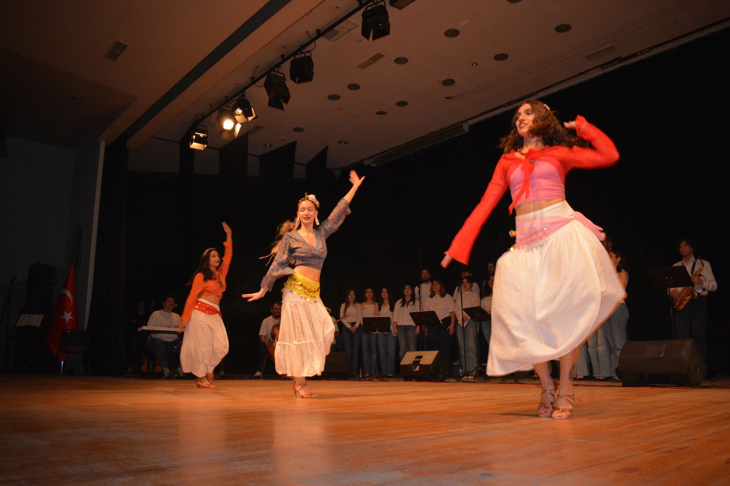 Ege Üniversitesi’nden Çocuk Haklarına Dikkat Çeken Konser (8)