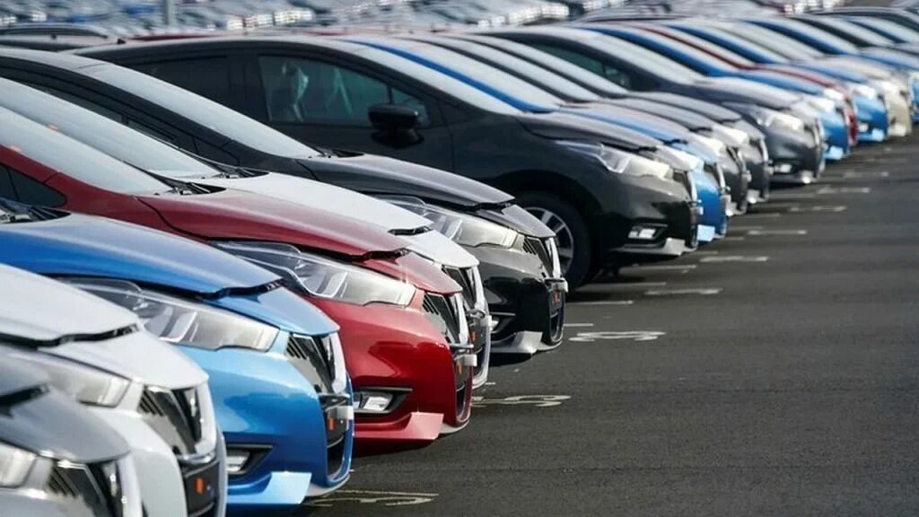 En Az Yakan Arabalar Kasım 2025 Benzinli, Dizel Ve Otomatik Modeller