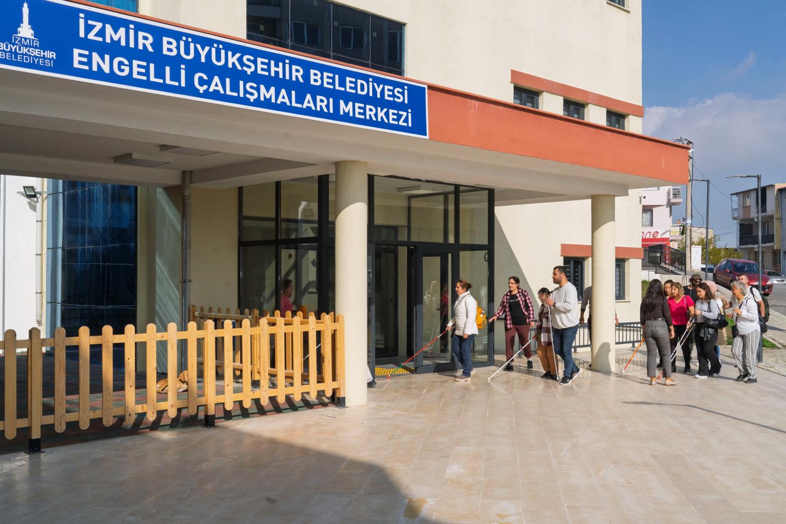 Engeller Dansla Aşıldı! İzmir’de Duygulandıran Atölye Başladı (5)