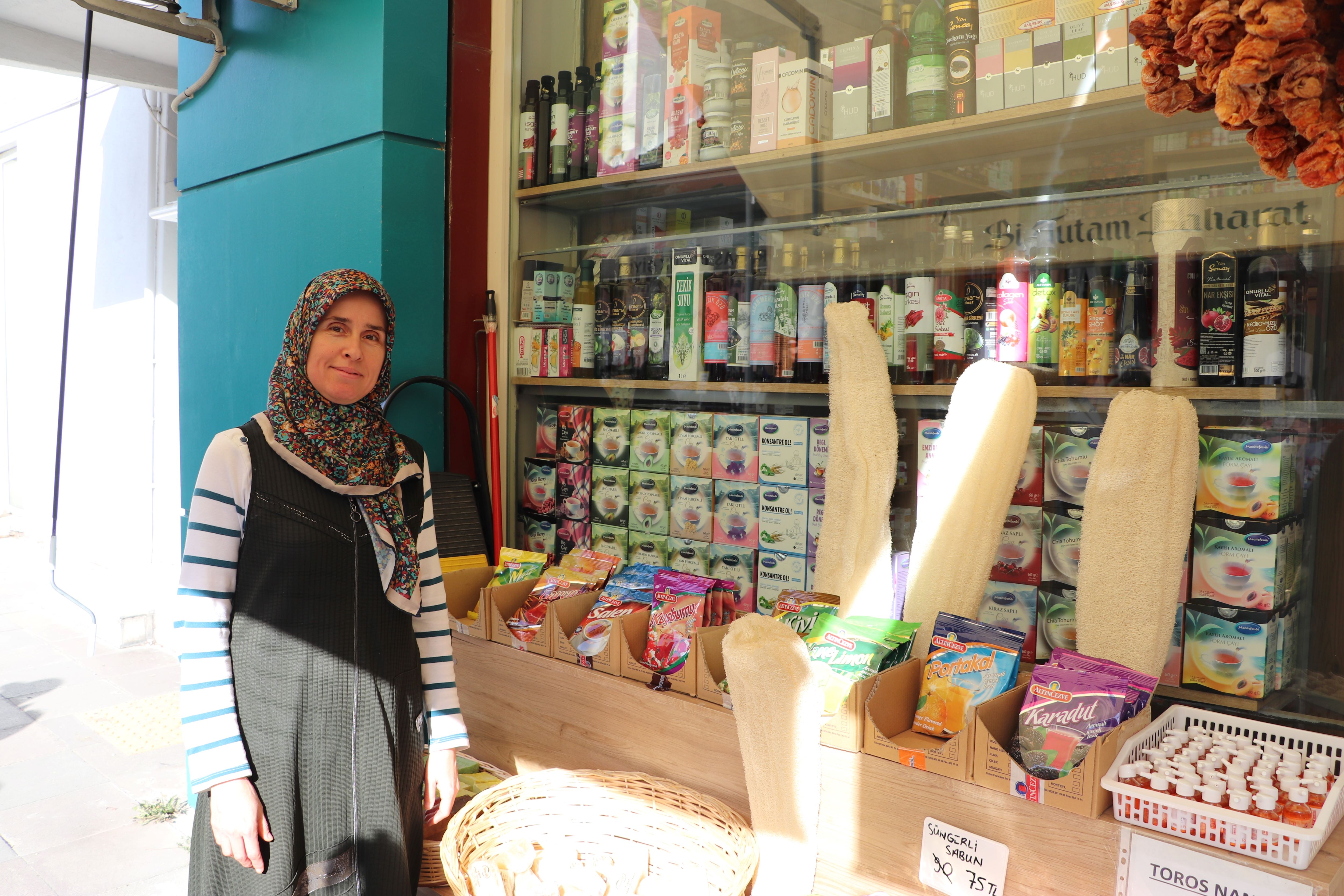 Eskişehir’de Doğal Ürünlere Olan Talebin Artması, Kabak Lifine Olan Ilgiyi Yeniden Yükseltti. Uzun Yıllar Popülerliğini Kaybeden Kabak Lifi, Özellikle Cilt Sağlığı Ve Temizlik Konusundaki Faydalarıyla Yeniden Öne Çıkıyor (3)
