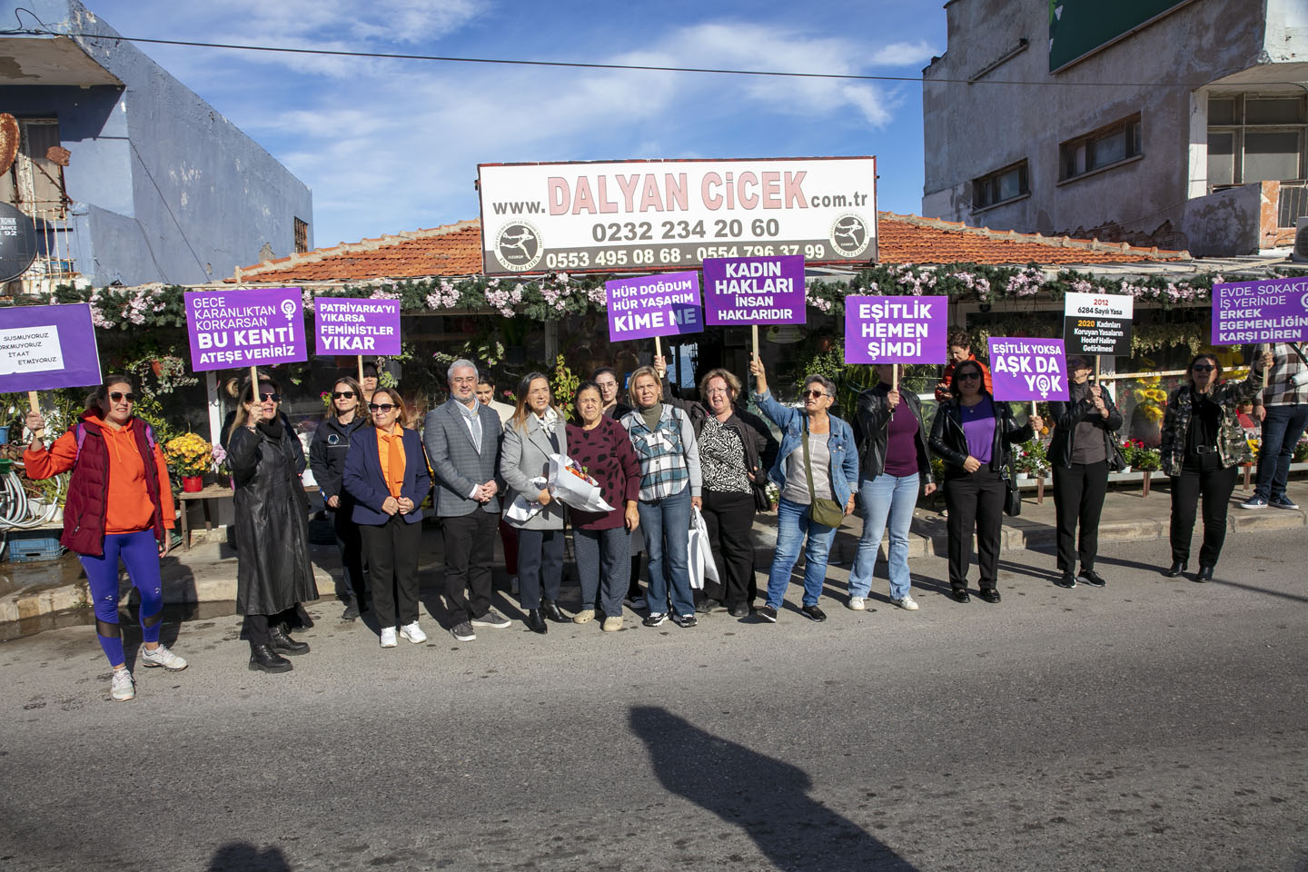 Güzelbahçe’de 25 Kasım’da Şiddete Karşı Güçlü Mesaj (3)