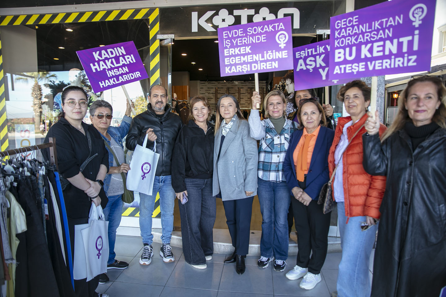 Güzelbahçe’de 25 Kasım’da Şiddete Karşı Güçlü Mesaj (5)