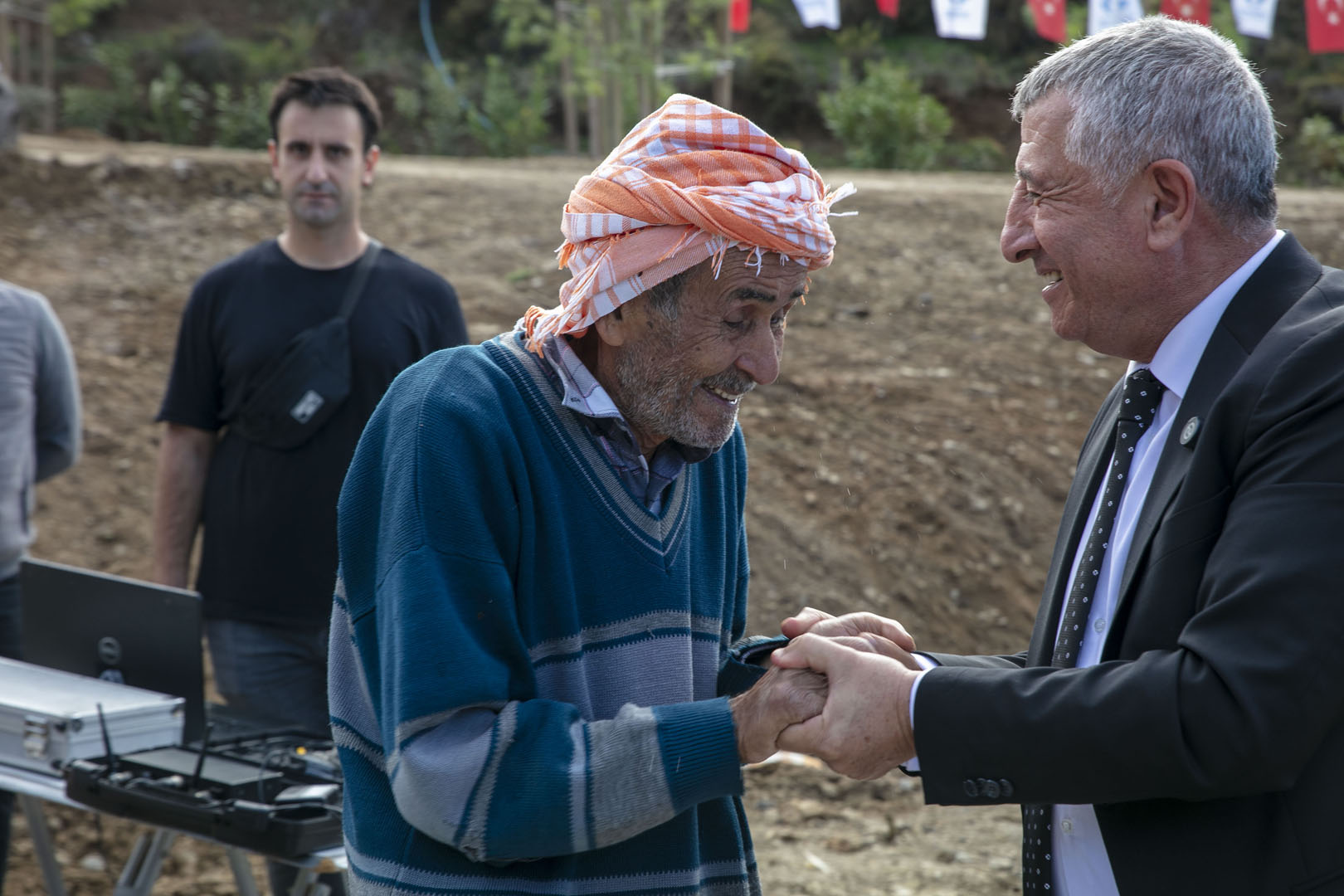 Güzelbahçe’de Seçim Vaatleri Gerçek Oldu Yol Açılışı Yapıldı (5)