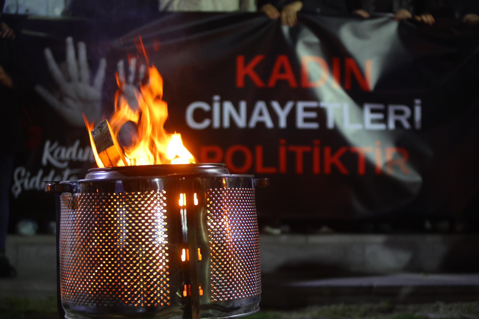 Hiçbir Kadın Yalnız Yürümeyecek Karabağlar’dan Güçlü Mesaj (4)