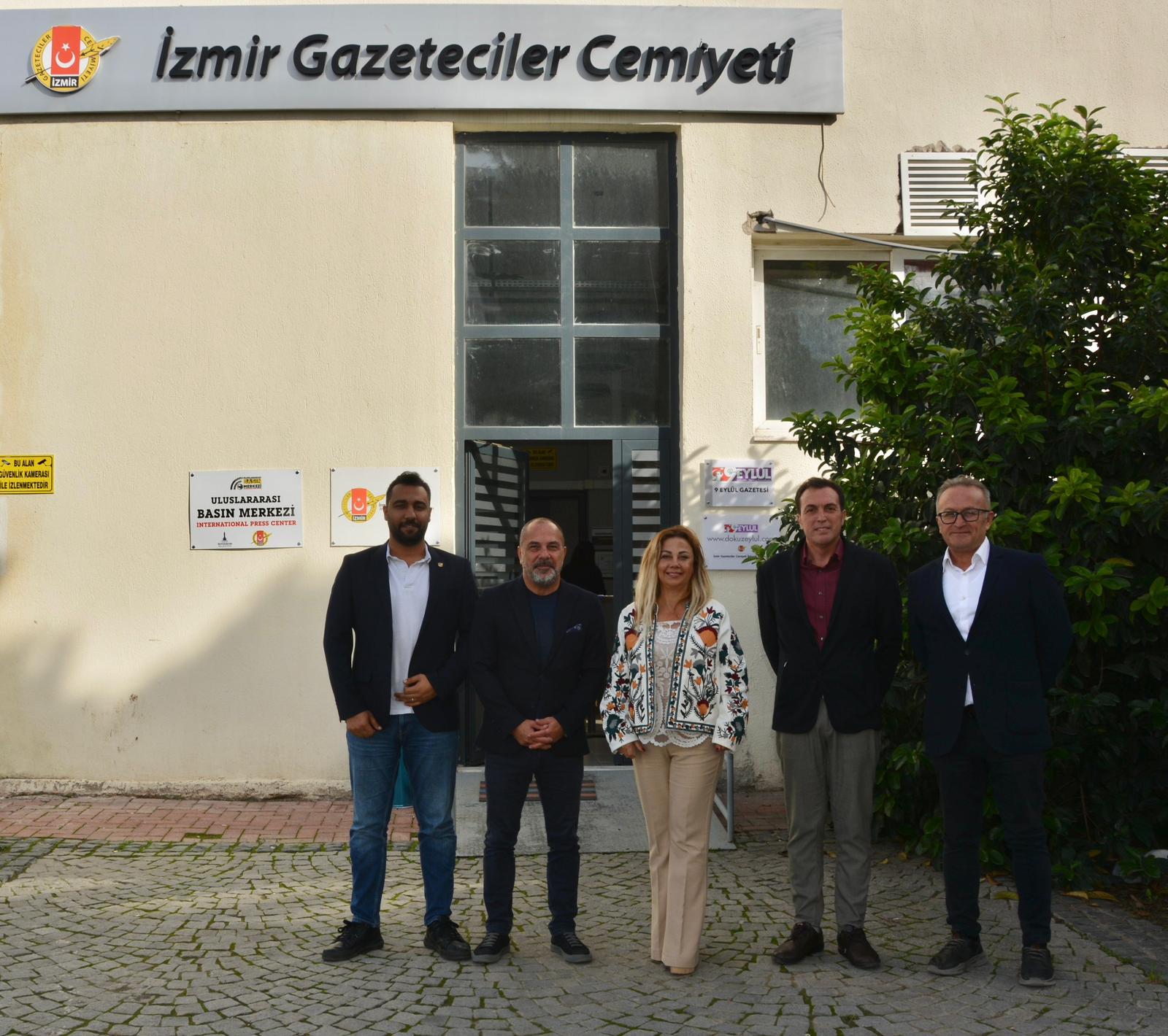 İmeak Dto İzmir Şubesi’nden İzmir Gazeteciler Cemiyeti’ne Ziyaret-1