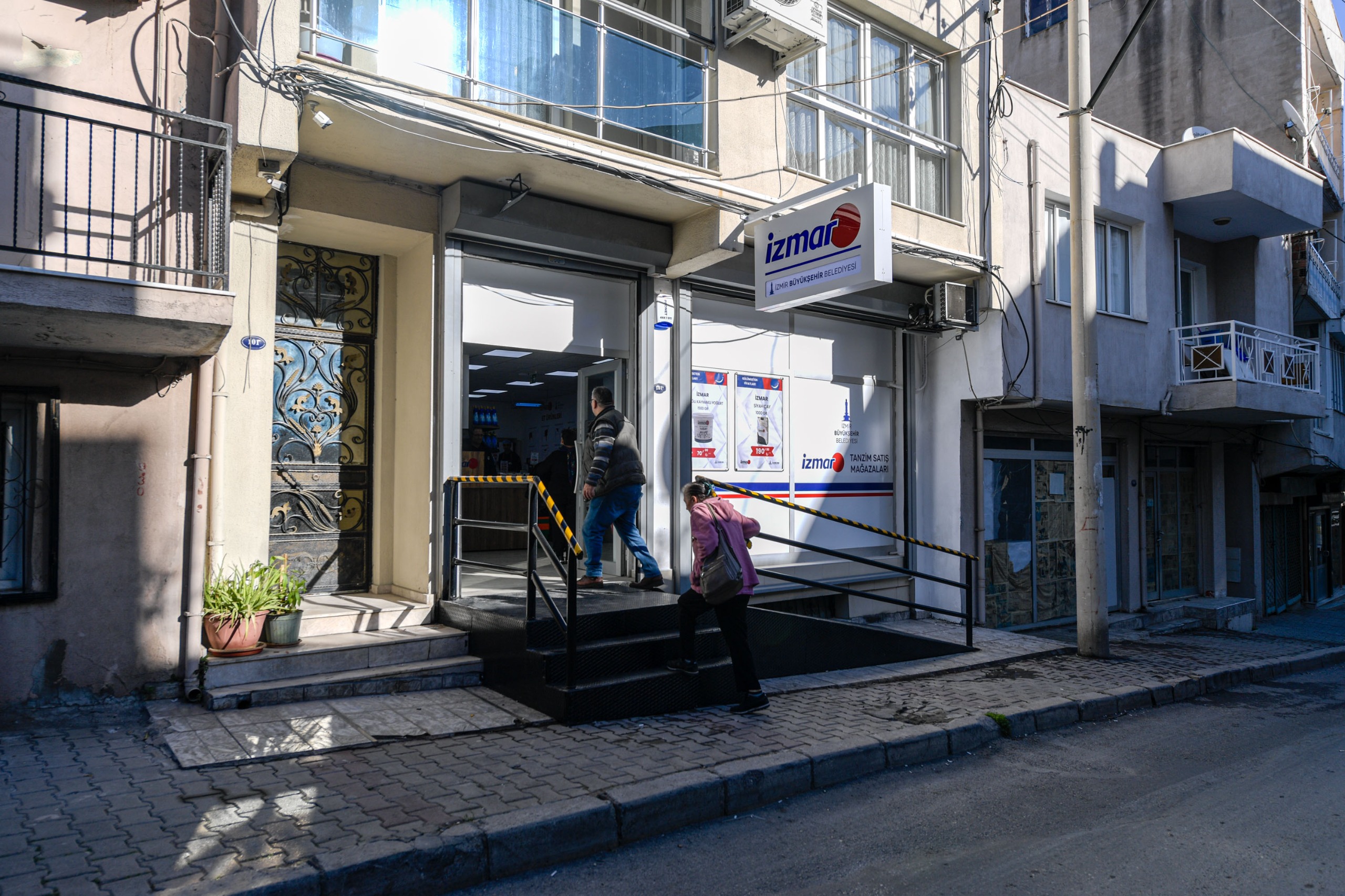 İzmar’ın 15’Inci Mağazası Gültepe’de Hizmete Girdi (8)