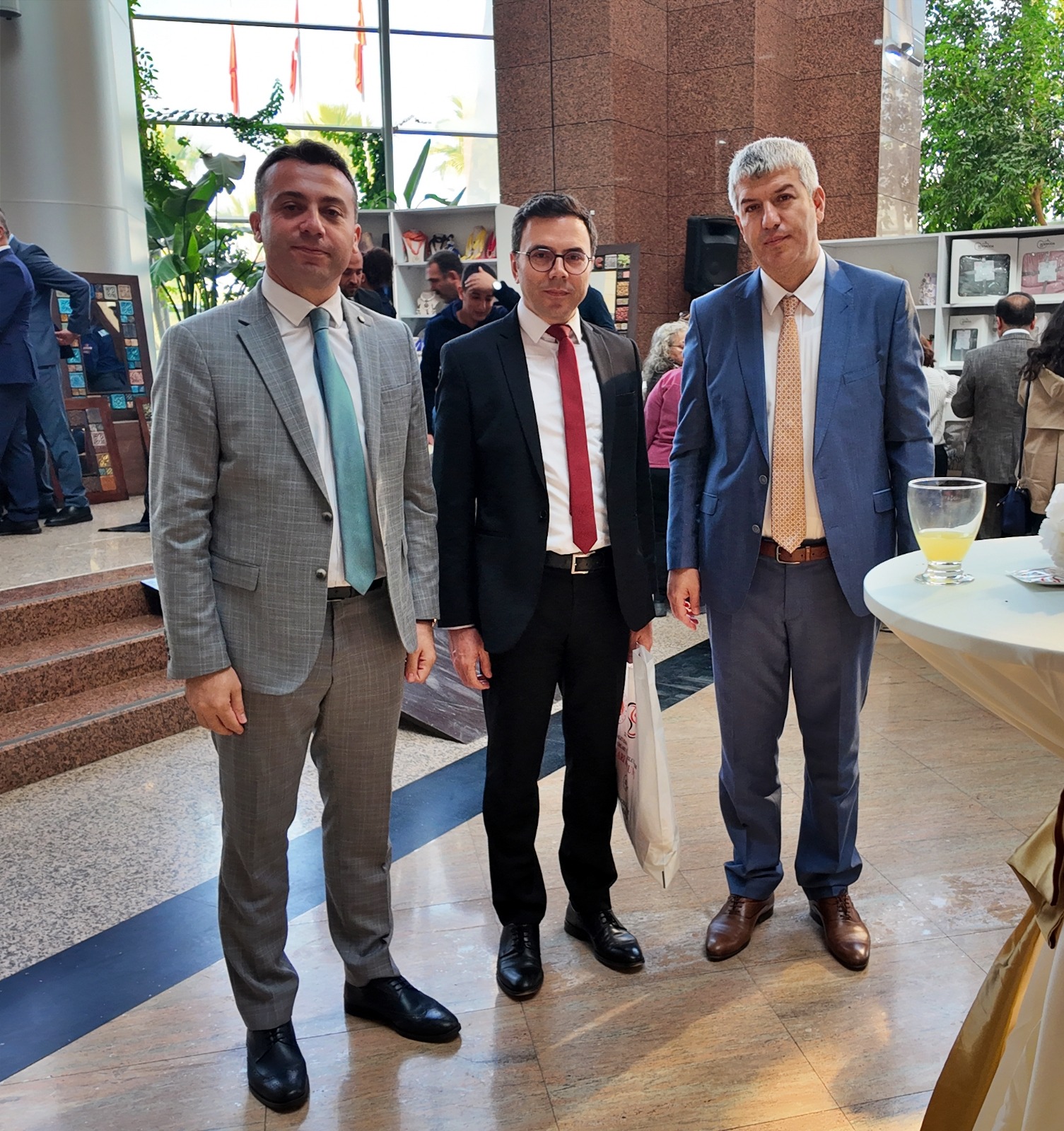 İzmir Adliyesi'nde Büyük Sergi! Hükümlülerden El Emeği Eserler (2)