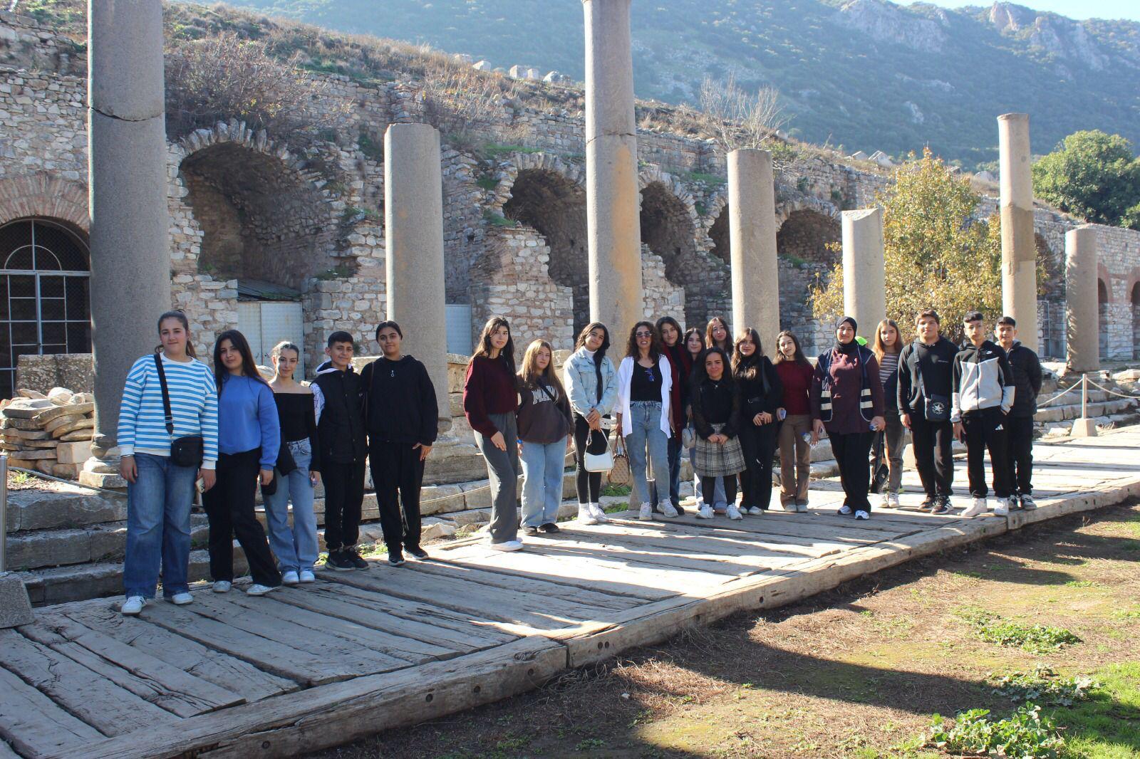 İzmir Büyükşehir’den Öğrencilere Tarih Ve Müzik Dolu Motivasyon (1)