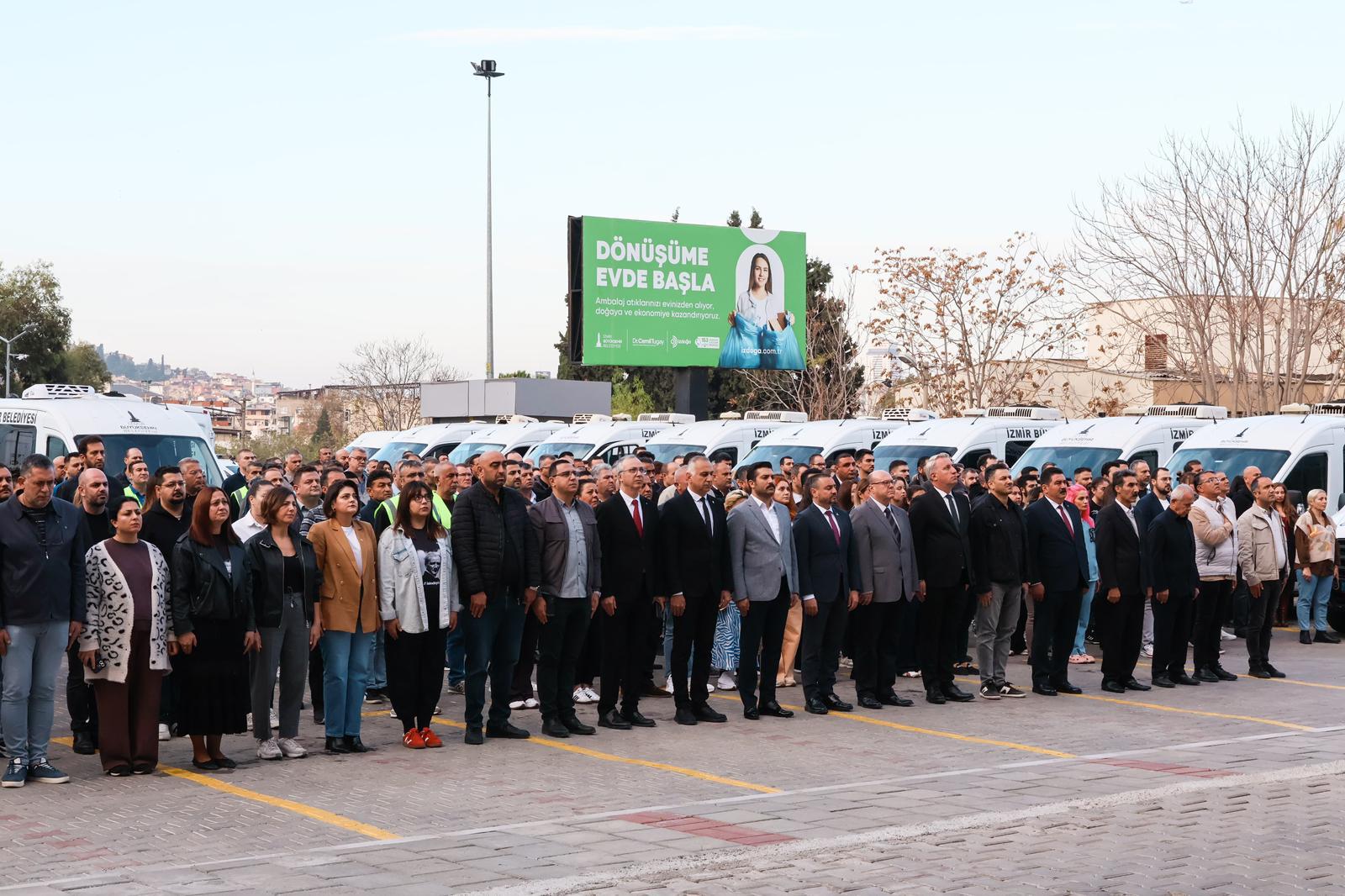 İzmir İtfaiyesi'nden Atatürk’e Büyük Vefa Sonsuzluk Simgesiyle Anma (10)