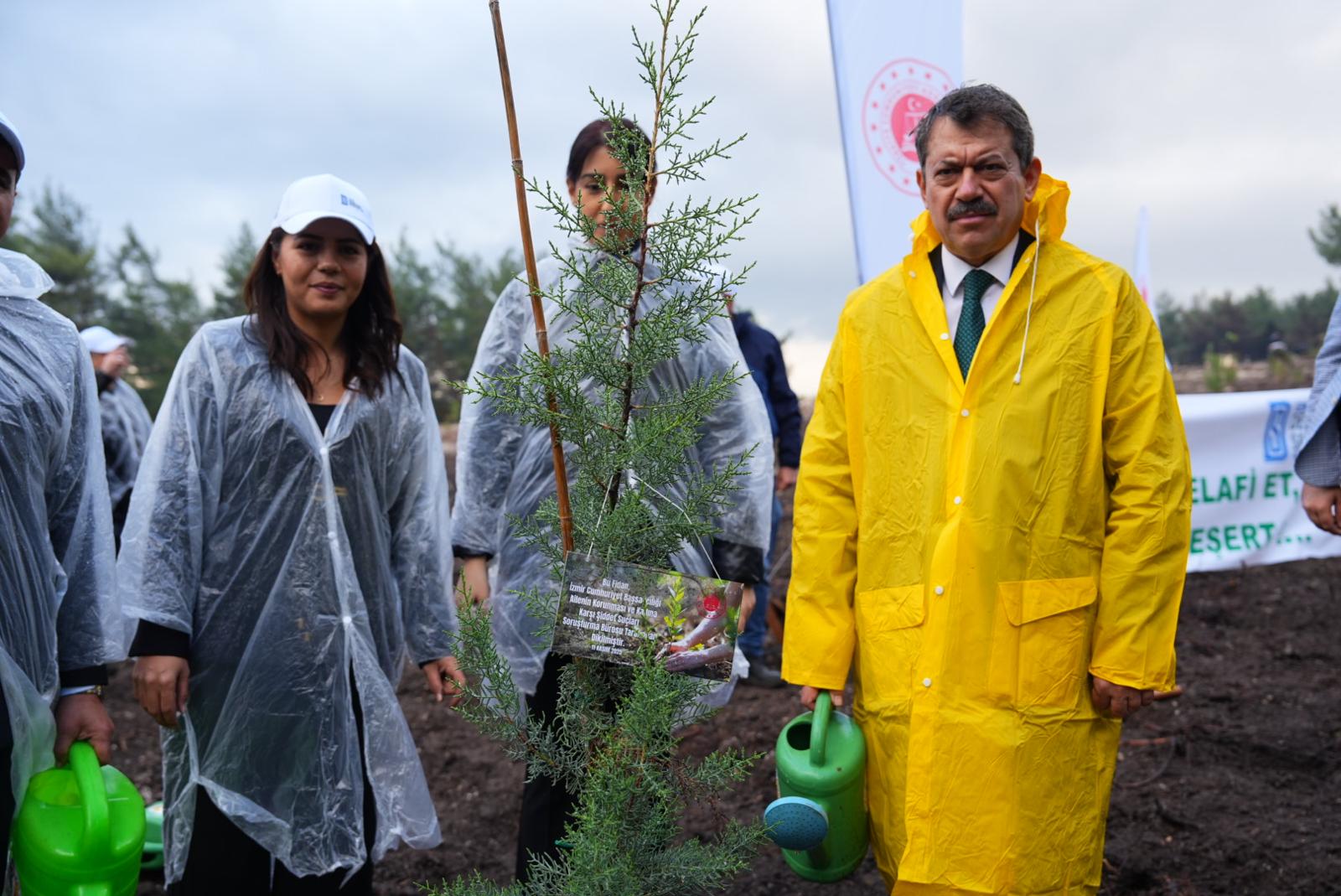 İzmir’de 11 Kasım’da 115 Bin Fidan Toprakla Buluştu (6)
