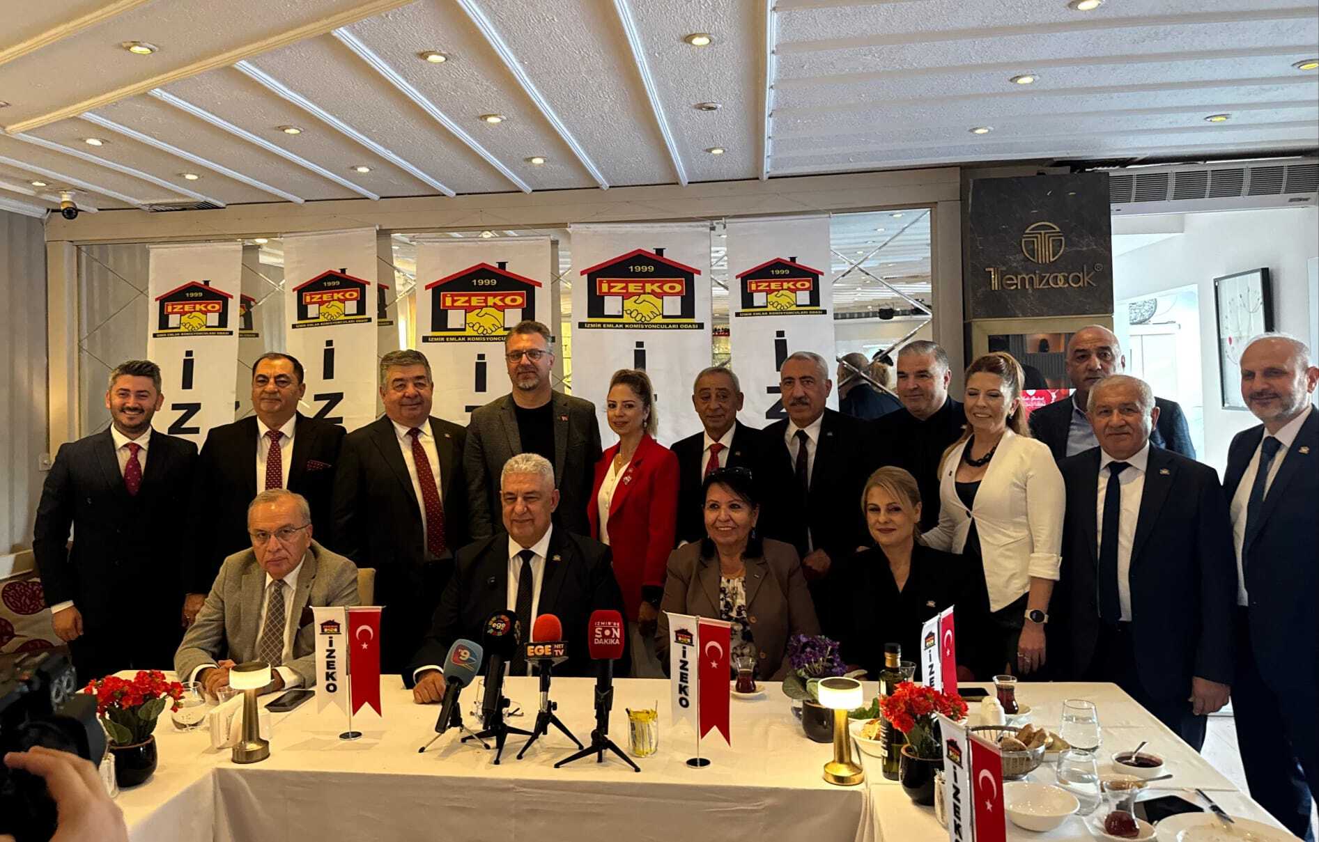 İzmir’de Emlakçılıkta Devrim Türkiye’nin İlk Dijital Crm Sistemi Başladı! (3)