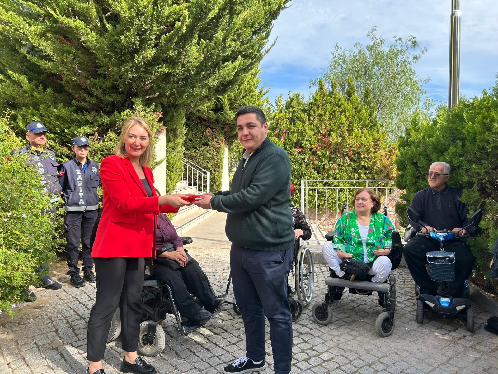 İzmir’de Engelli Dostu Mekanlar Artıyor Kırmızı Bayrak Sayısı 96’Ya Ulaştı (3)