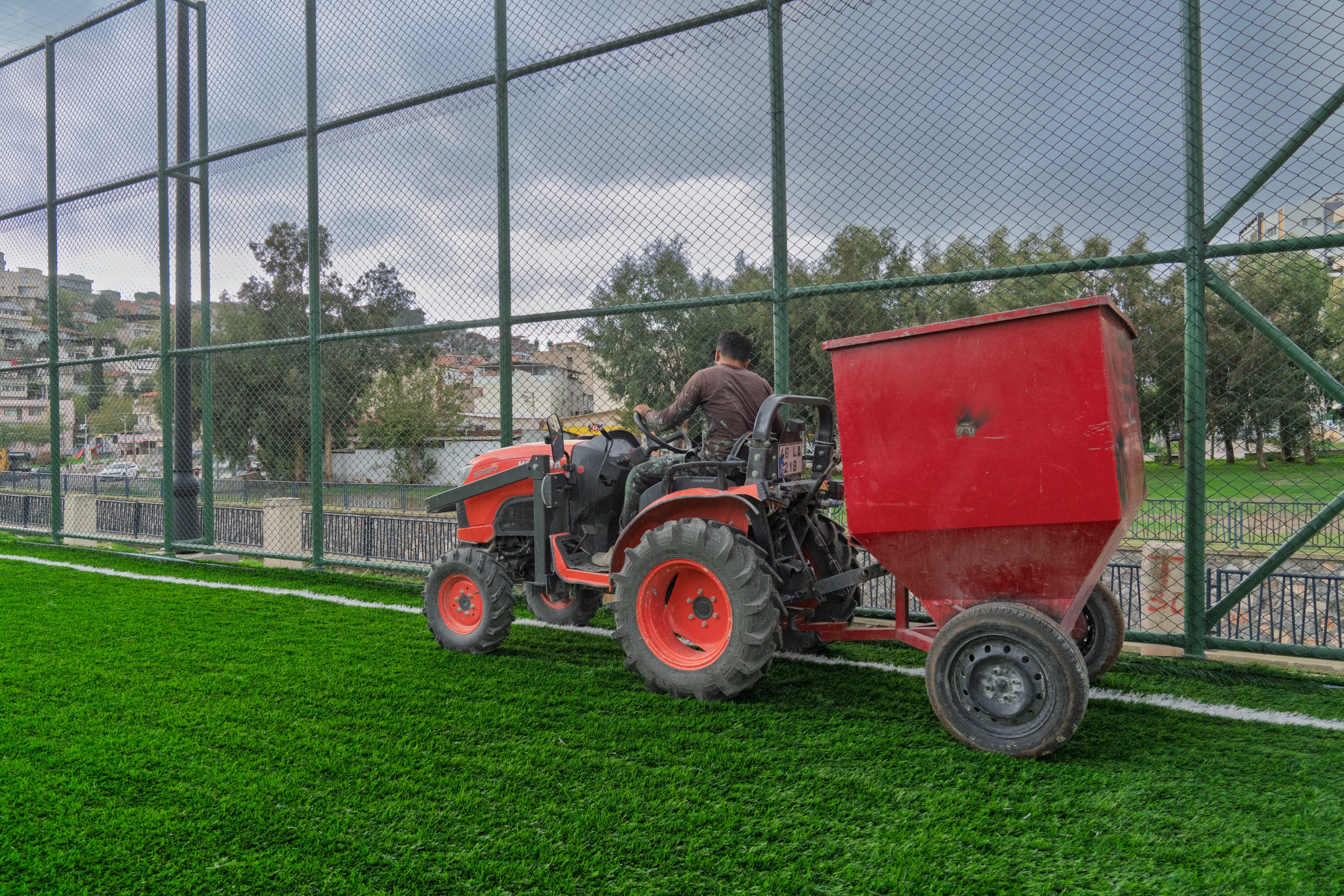 İzmir’de Gençlere Beş Yeni Halı Saha Geliyor (3)