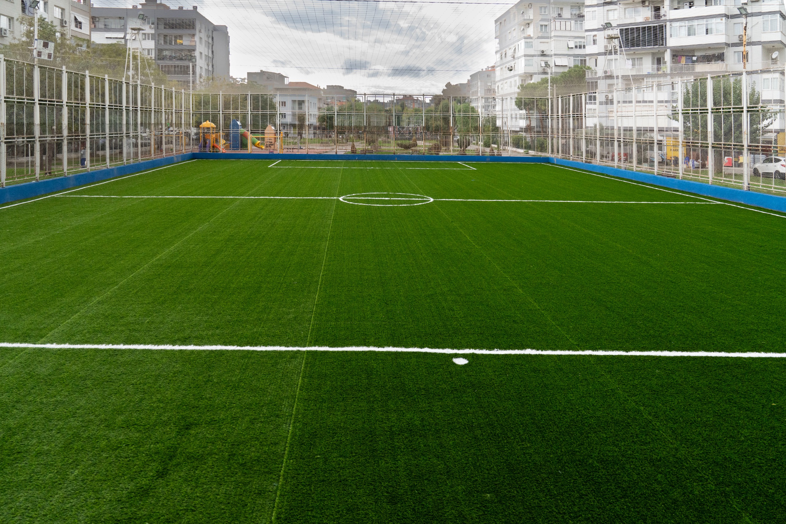 İzmir’de Gençlere Beş Yeni Halı Saha Geliyor (4)