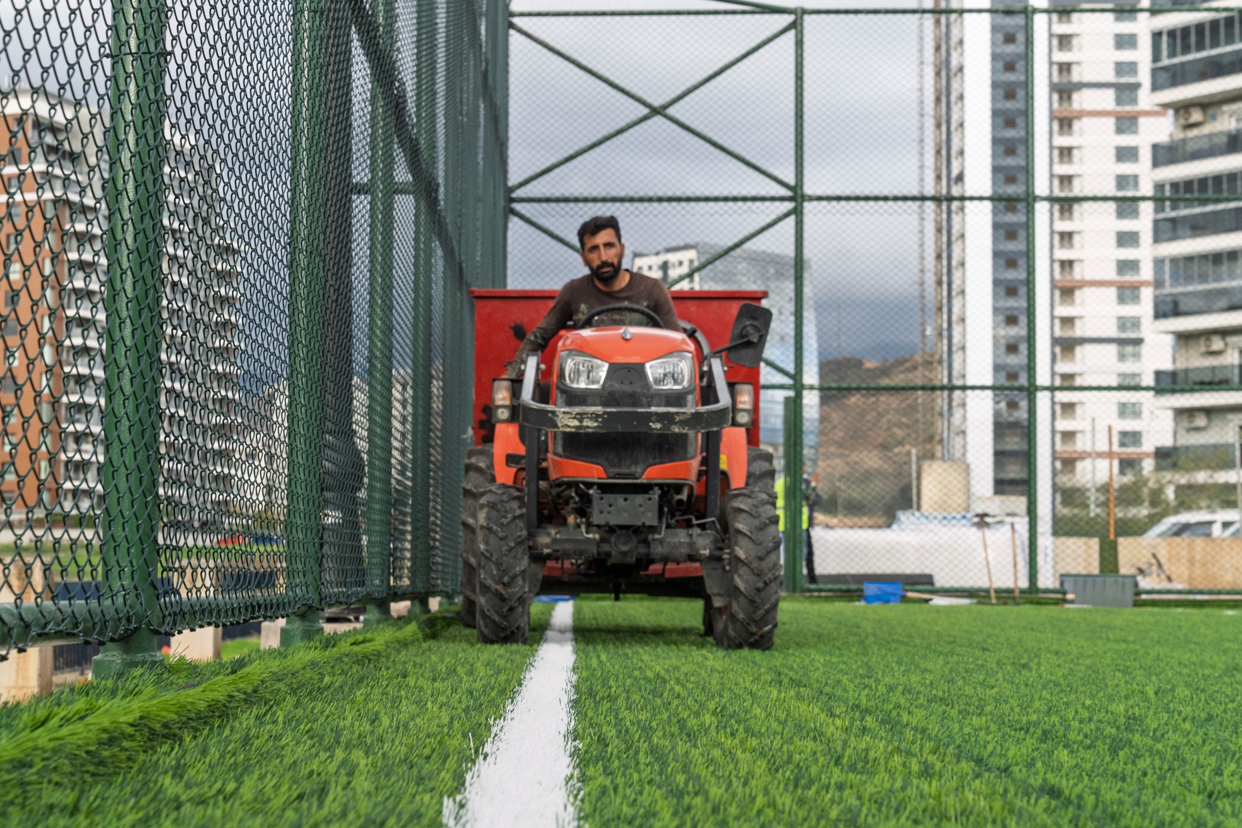 İzmir’de Gençlere Beş Yeni Halı Saha Geliyor (8)