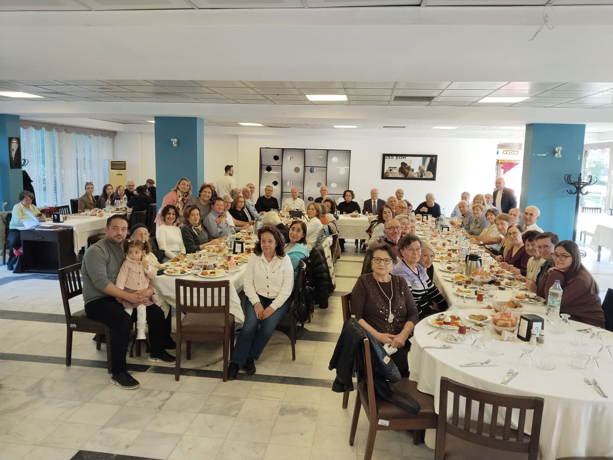 İzmir’de Kırkağaçlılar Buluştu Şair Eşref Şiirleriyle Anıldı (5)