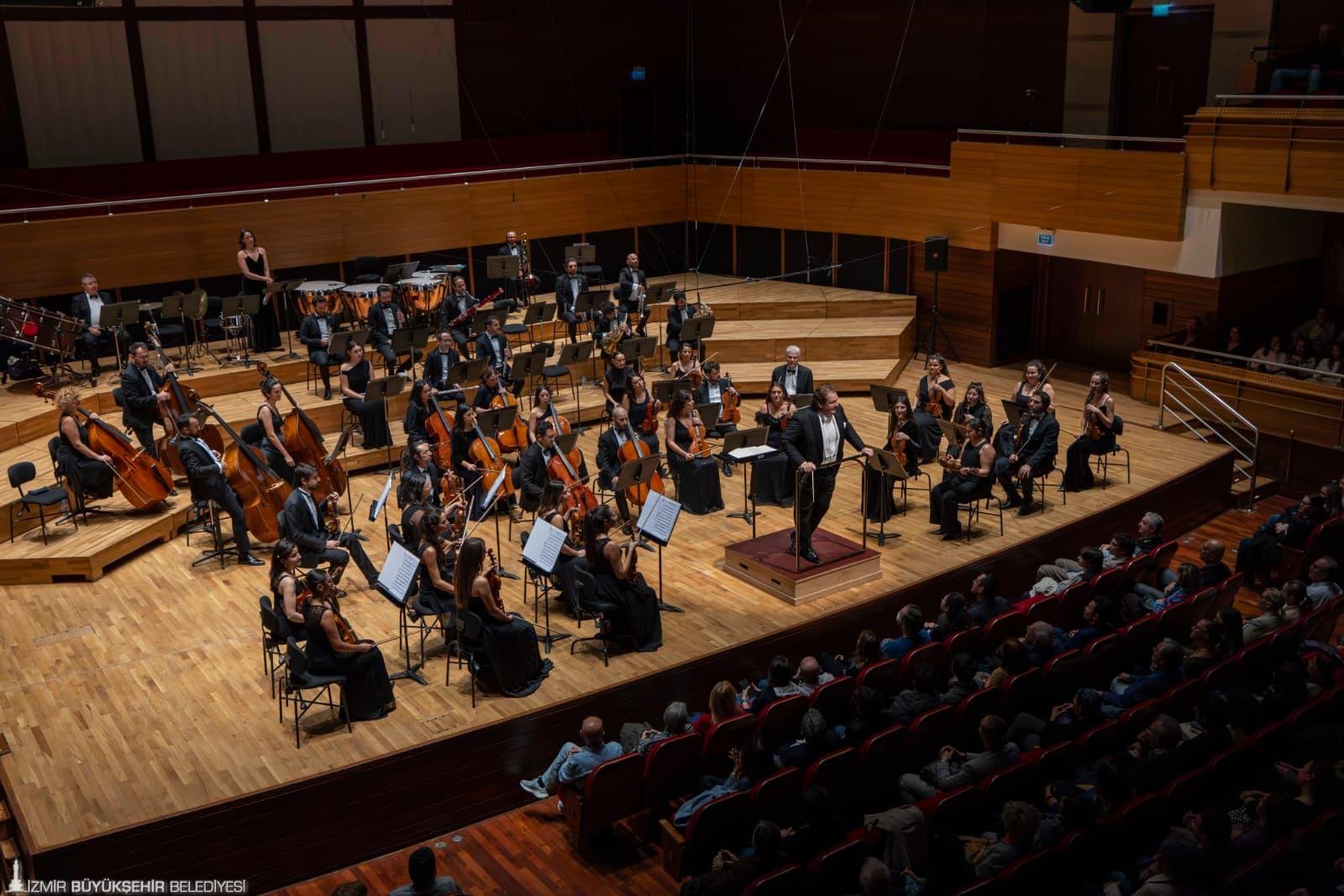 İzmir’de Klasik Müziğe Doyuran Gece (2)
