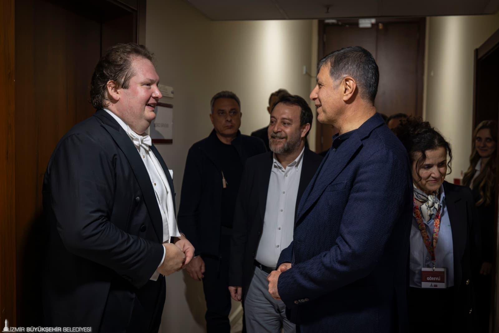 İzmir’de Klasik Müziğe Doyuran Gece (3)