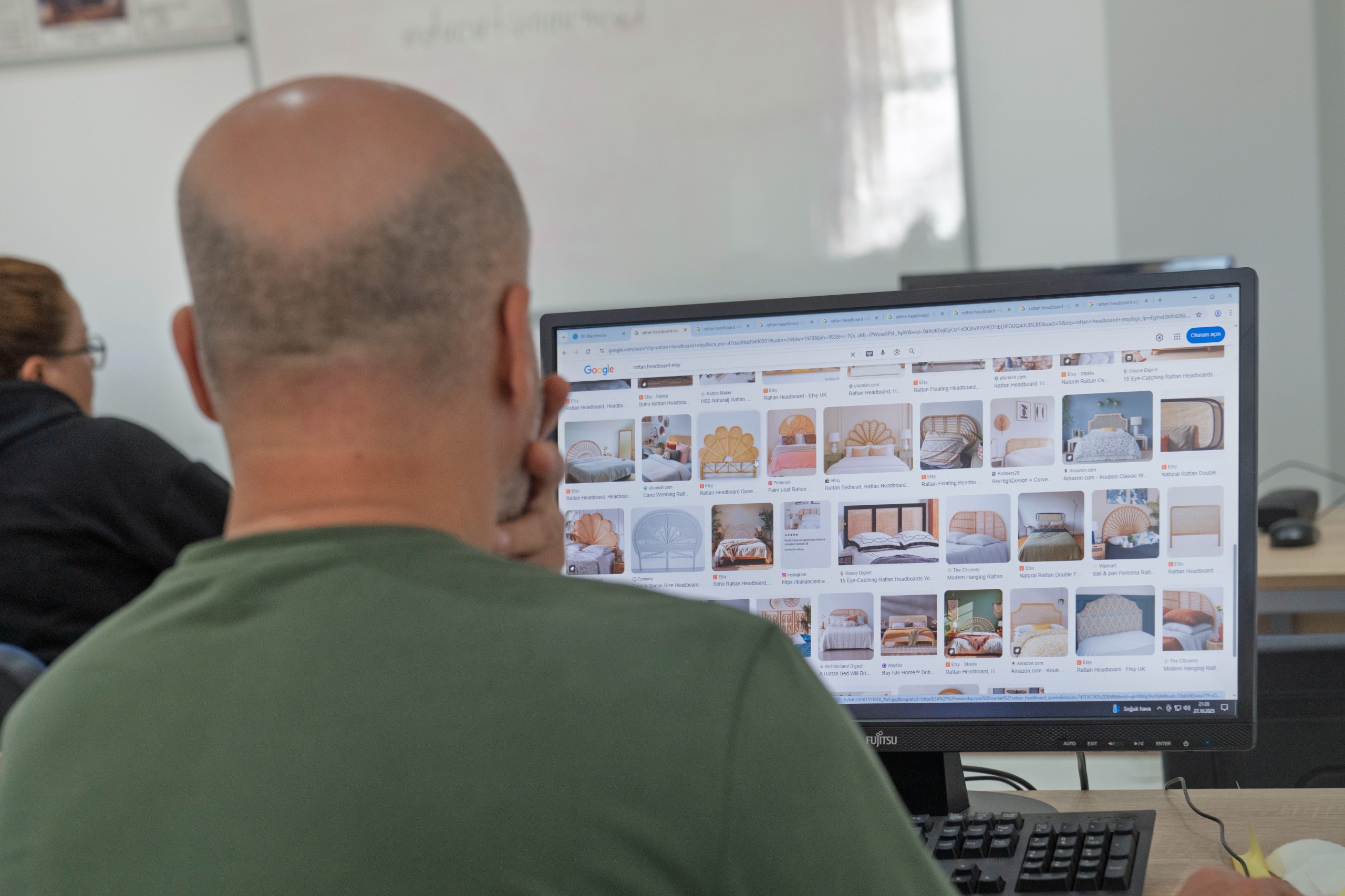 İzmir’de Mobilya Sektörüne Dev Eğitim Desteği Kurslar Dolup Taşıyor (8)