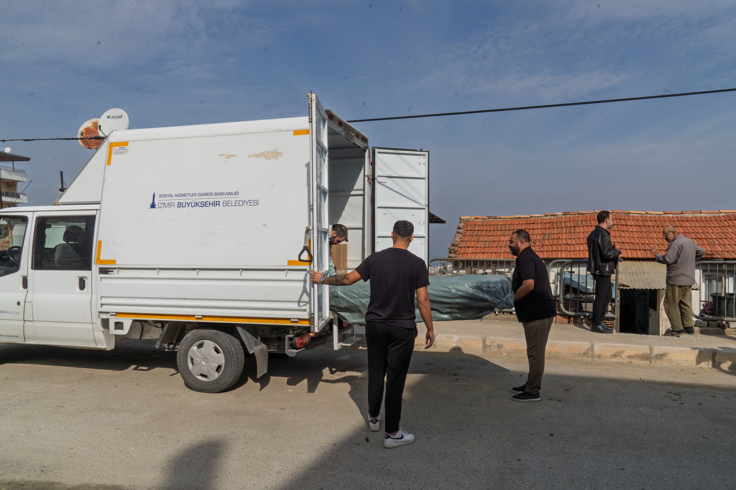 İzmir’de Ücretsiz Medikal Destek Büyükşehir’den Büyük Hizmet (1)