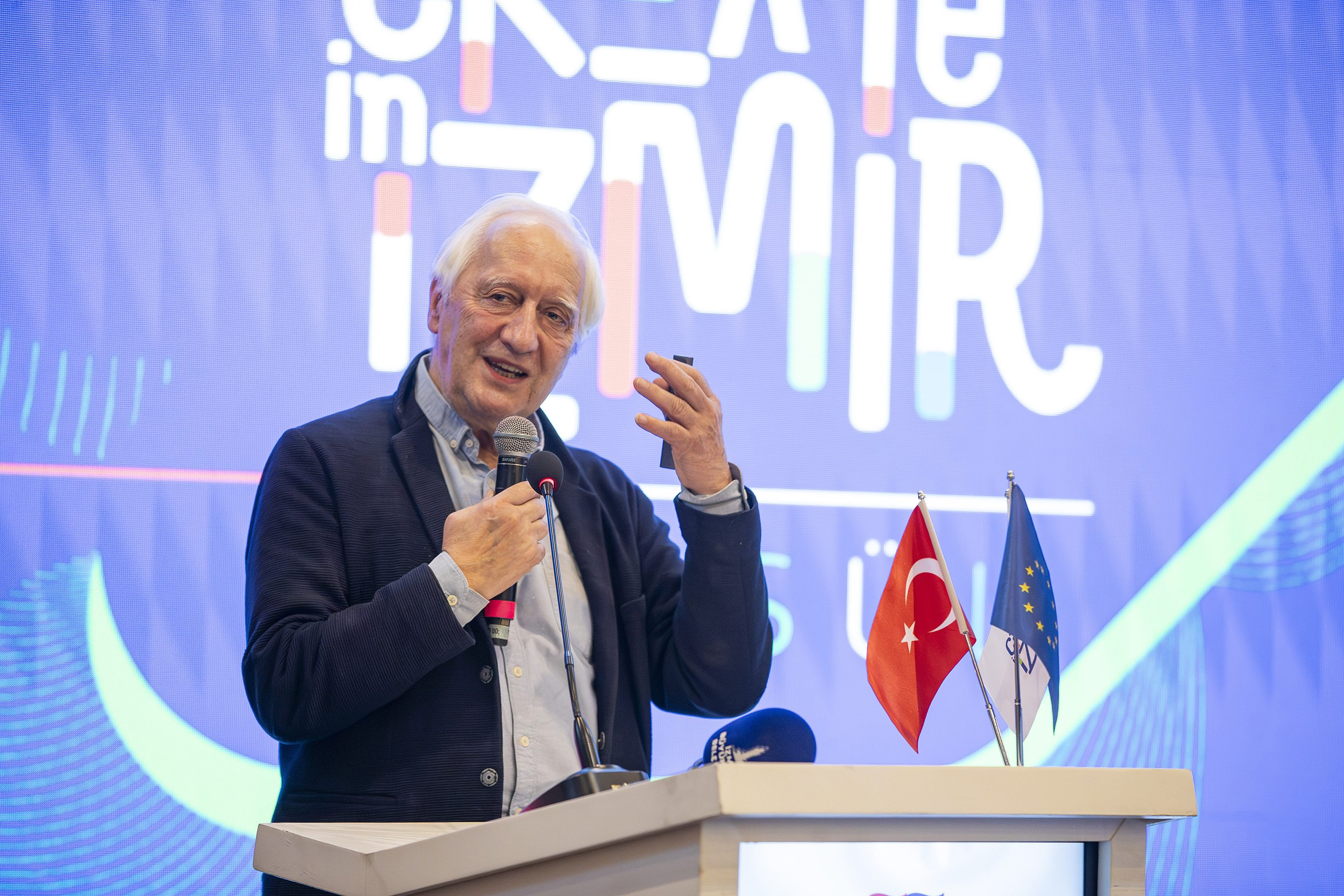 İzmir’de Yaratıcı Dönüşüm Başlıyor 'İzmir Değişimin Seyircisi Değil Aktörü Olacak' (6)