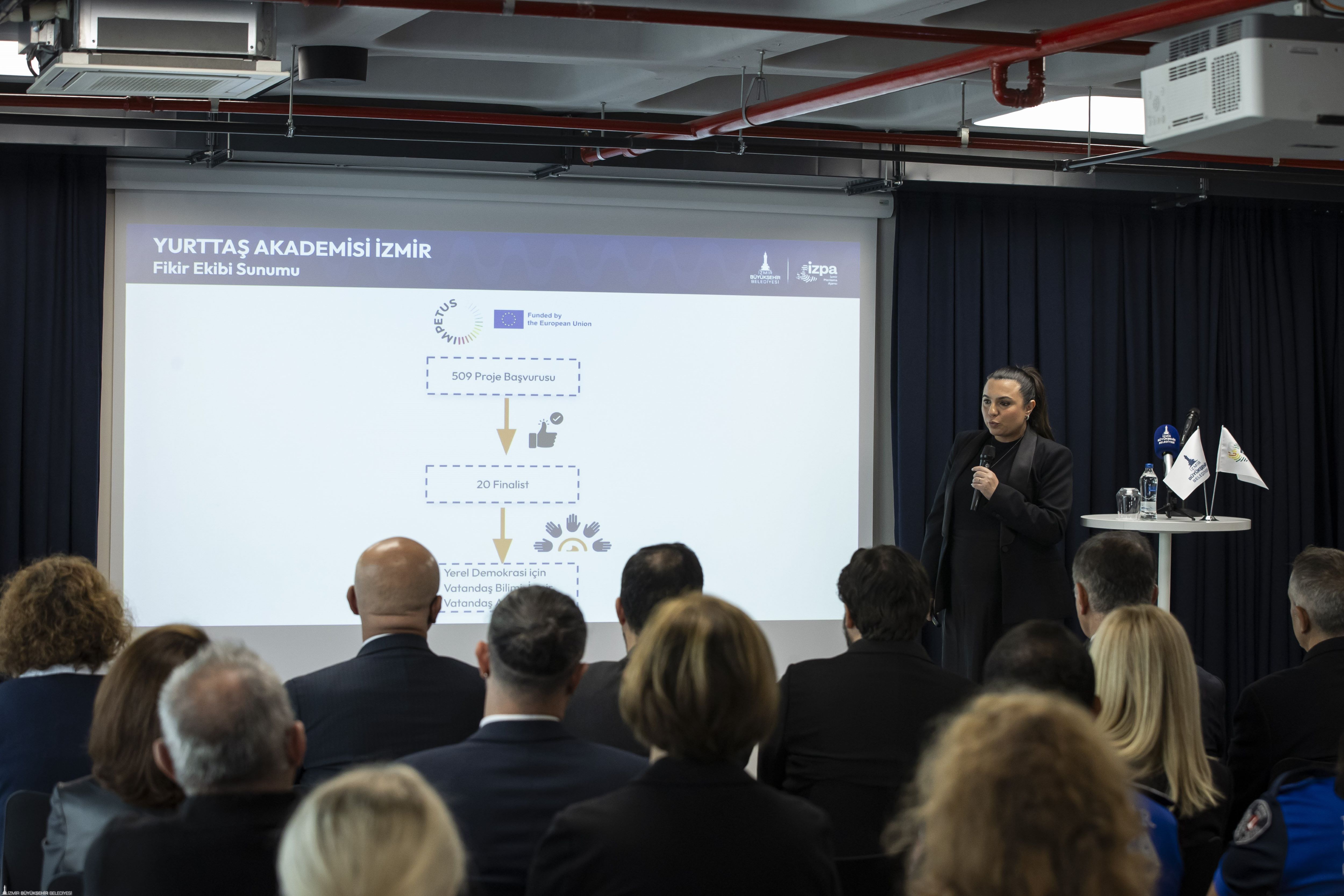 İzmir’de Yurttaş Akademisi Başladı Kent Denetçileri Sahada (2)