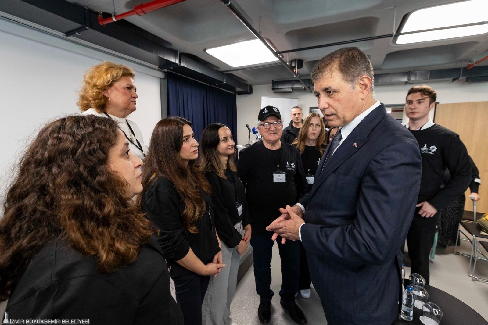 İzmir’de Yurttaş Akademisi Başladı Kent Denetçileri Sahada (4)