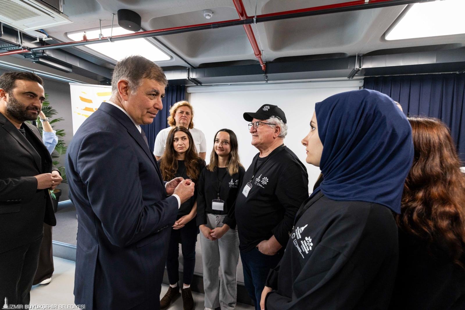 İzmir’de Yurttaş Akademisi Başladı Kent Denetçileri Sahada (8)