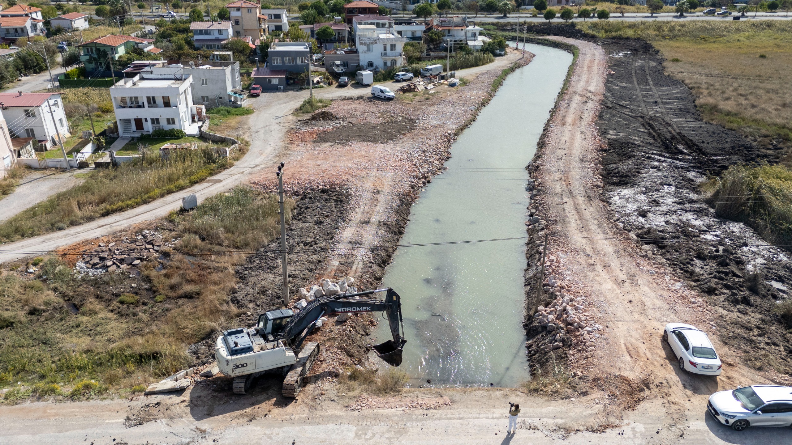 İzsu’dan Dev Operasyon Yarımada’daki Derelerden Tam 100 Bin Ton Malzeme Çıktı! (2)