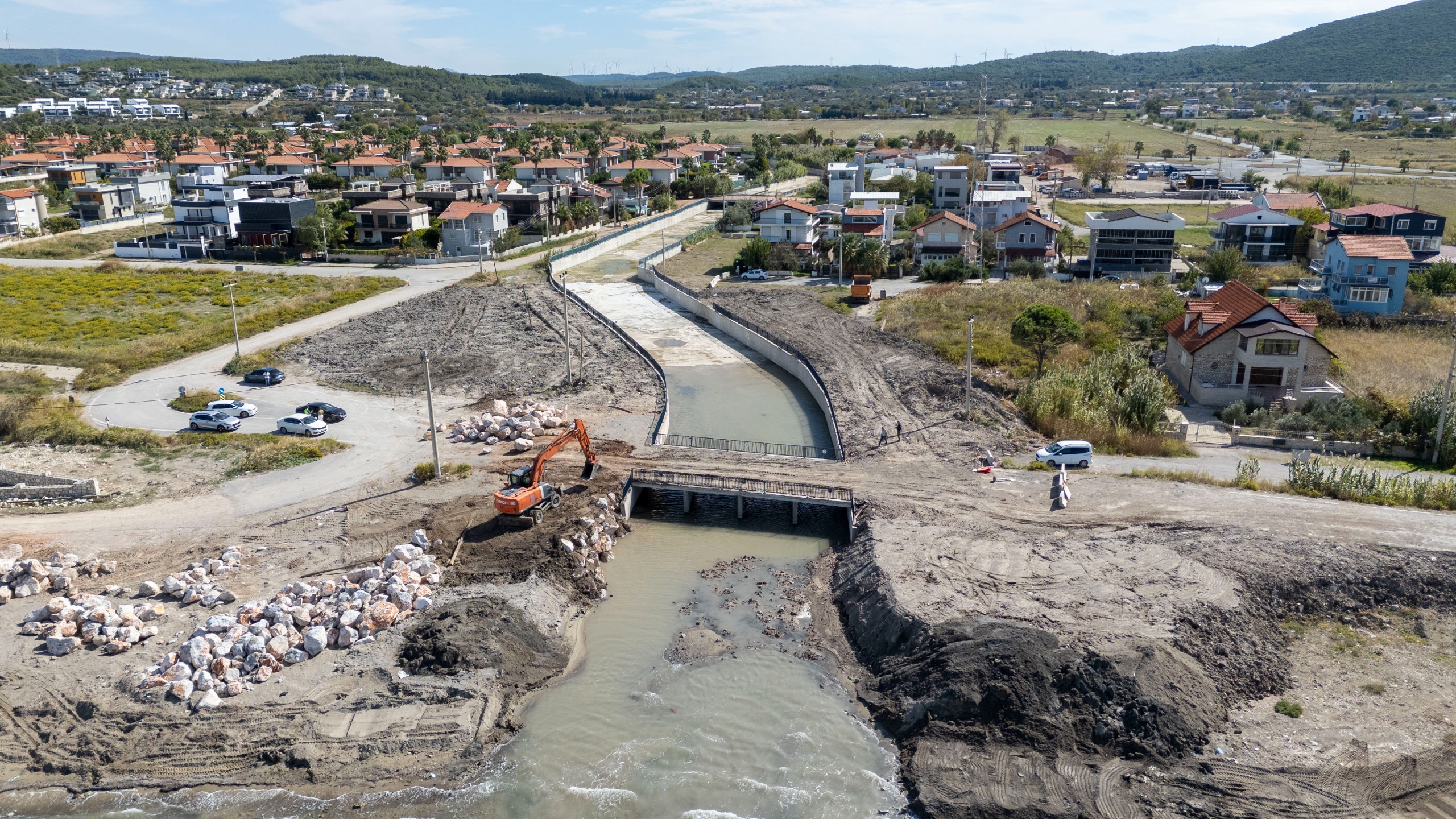 İzsu’dan Dev Operasyon Yarımada’daki Derelerden Tam 100 Bin Ton Malzeme Çıktı! (3)