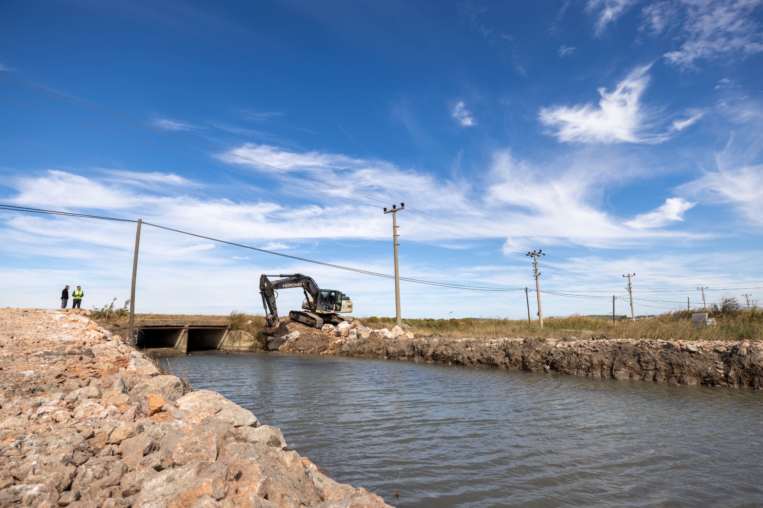 İzsu’dan Dev Operasyon Yarımada’daki Derelerden Tam 100 Bin Ton Malzeme Çıktı! (7)