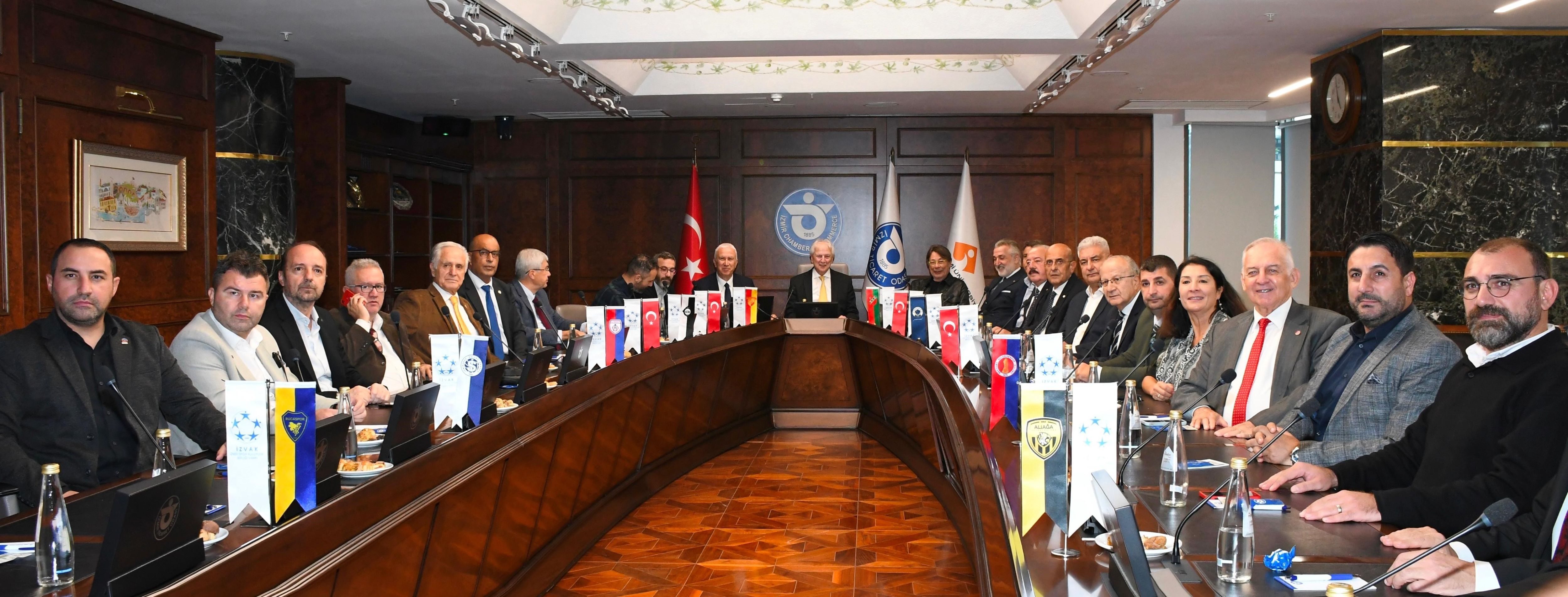 İzvak Toplantısında Çarpıcı Rapor! İzmir Kulüplerinin Kent Ekonomisi Etkisi Açıklandı (1)