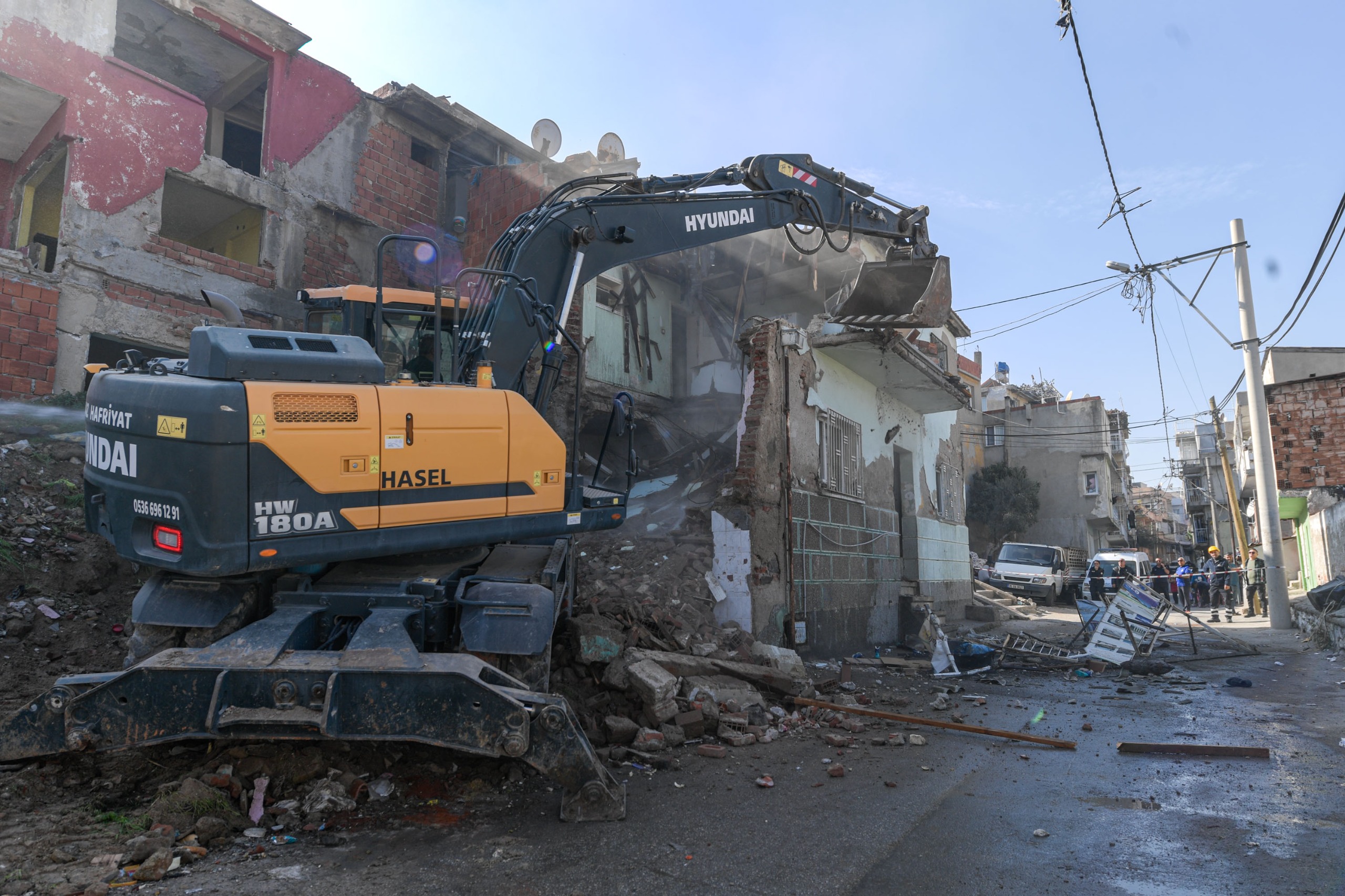 Kadifekale’de Tahliye Ve Yıkımlar Hız Kesmeden Sürüyor (4)