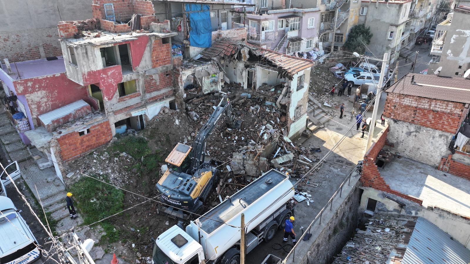 Kadifekale’de Tahliye Ve Yıkımlar Hız Kesmeden Sürüyor (8)