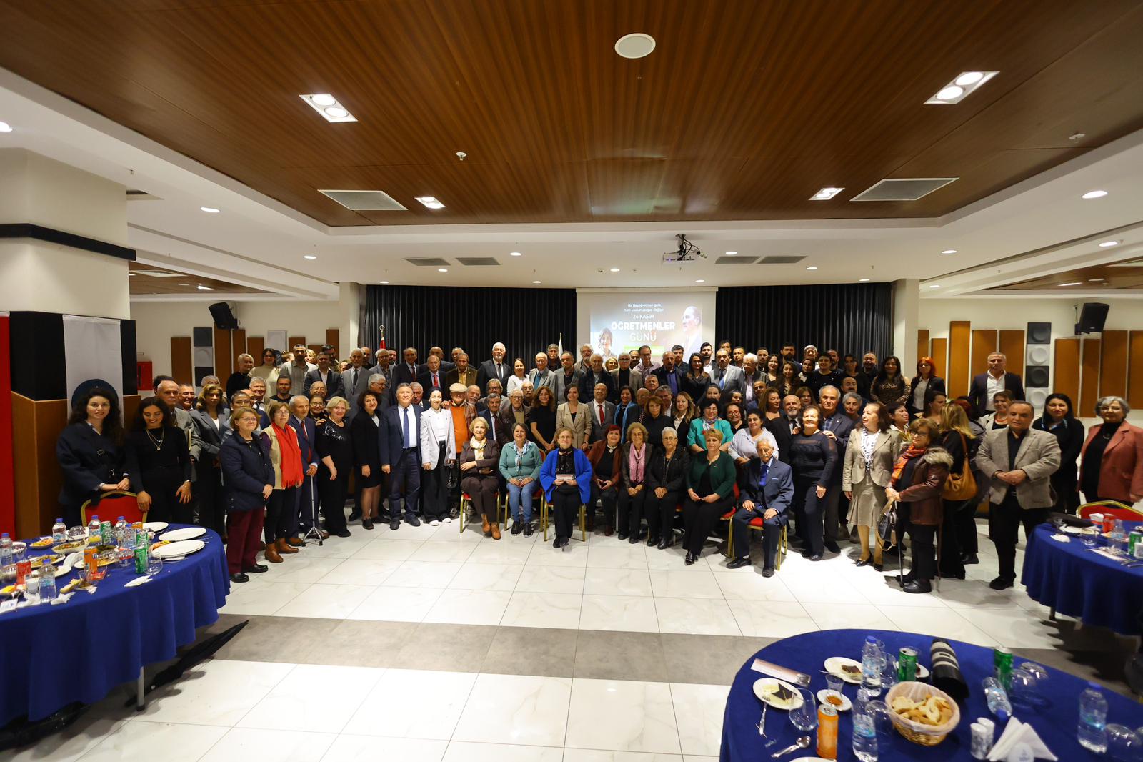 Karabağlar’da Öğretmenler Günü’ne Anlamlı Buluşma (3)