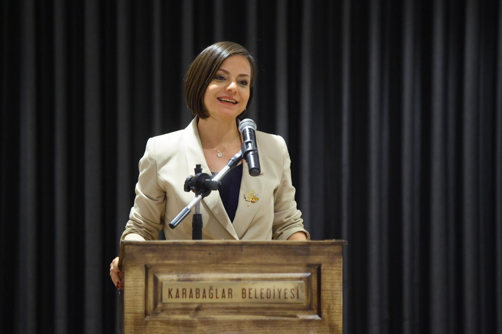 Karabağlar’da Öğretmenler Günü’ne Anlamlı Buluşma (5)