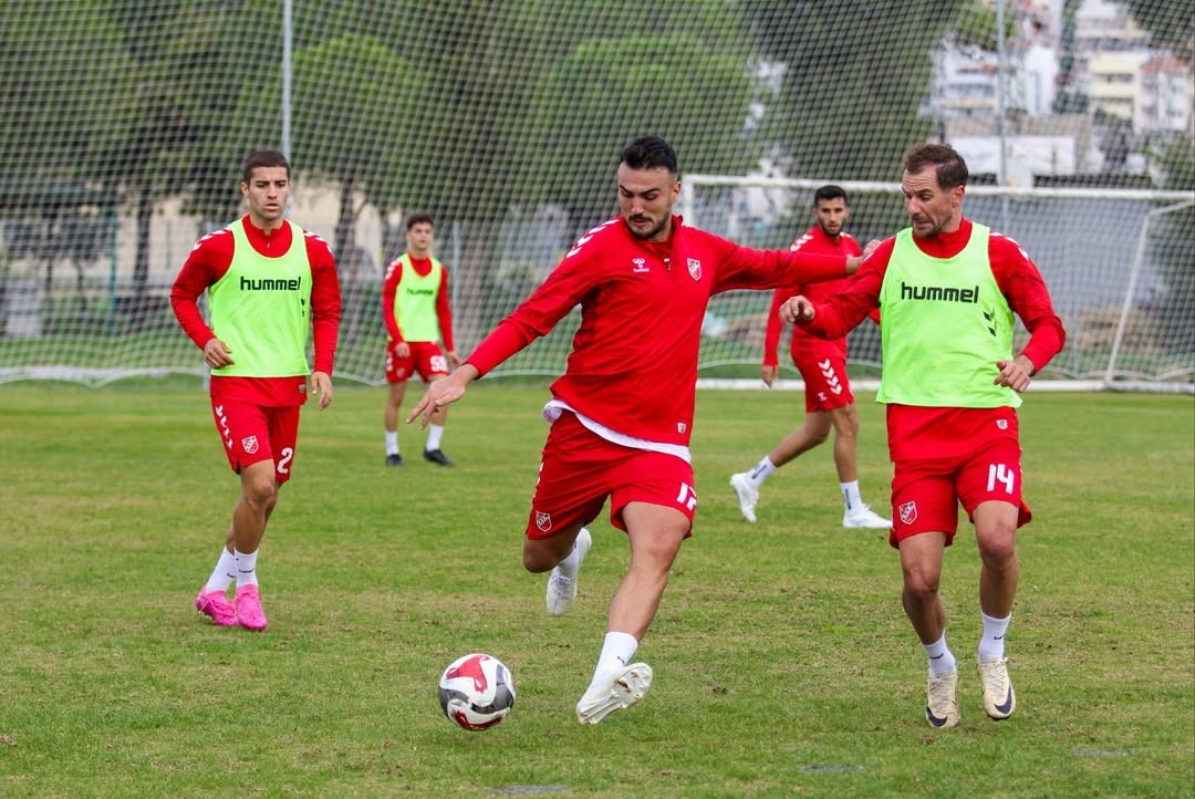 Karşıyaka Isyan Etti! 'Benzer Dosyada 45 Gün, Bizde Neden 8 Ay' (1)