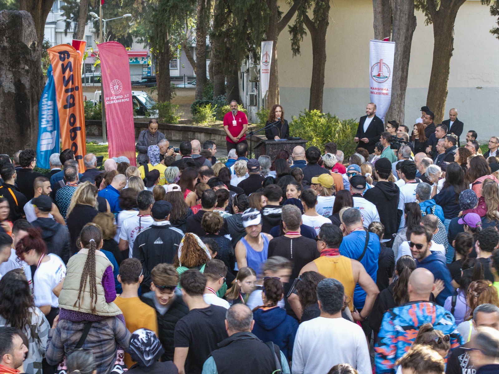 Karşıyaka’da 1500 Kişi Ata’dan Ana’ya Saygı Koşusu’nda Buluştu (1)