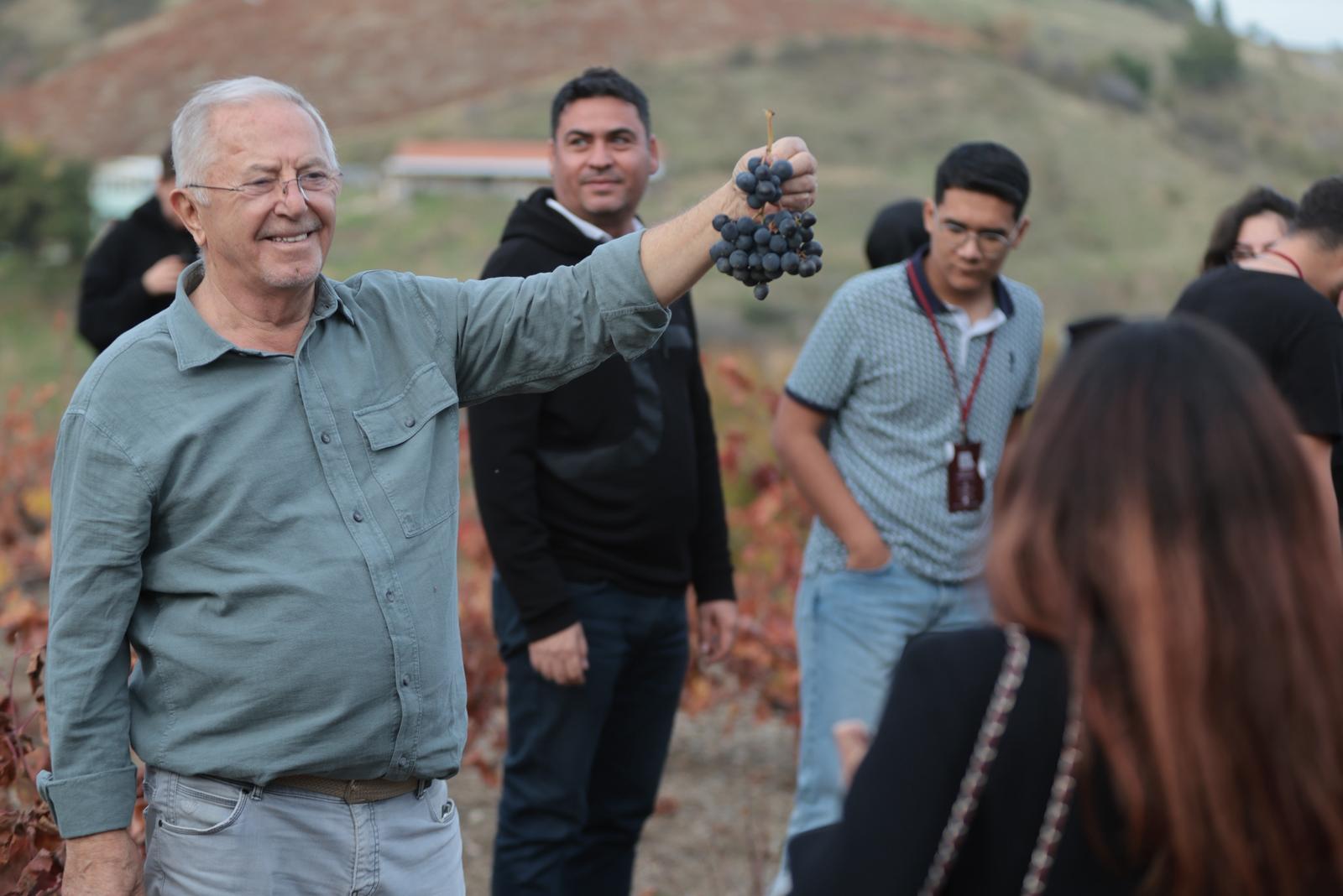Kavacık’ın Coğrafi Işaretli Üzümü Ilgi Odağı Oldu (2)