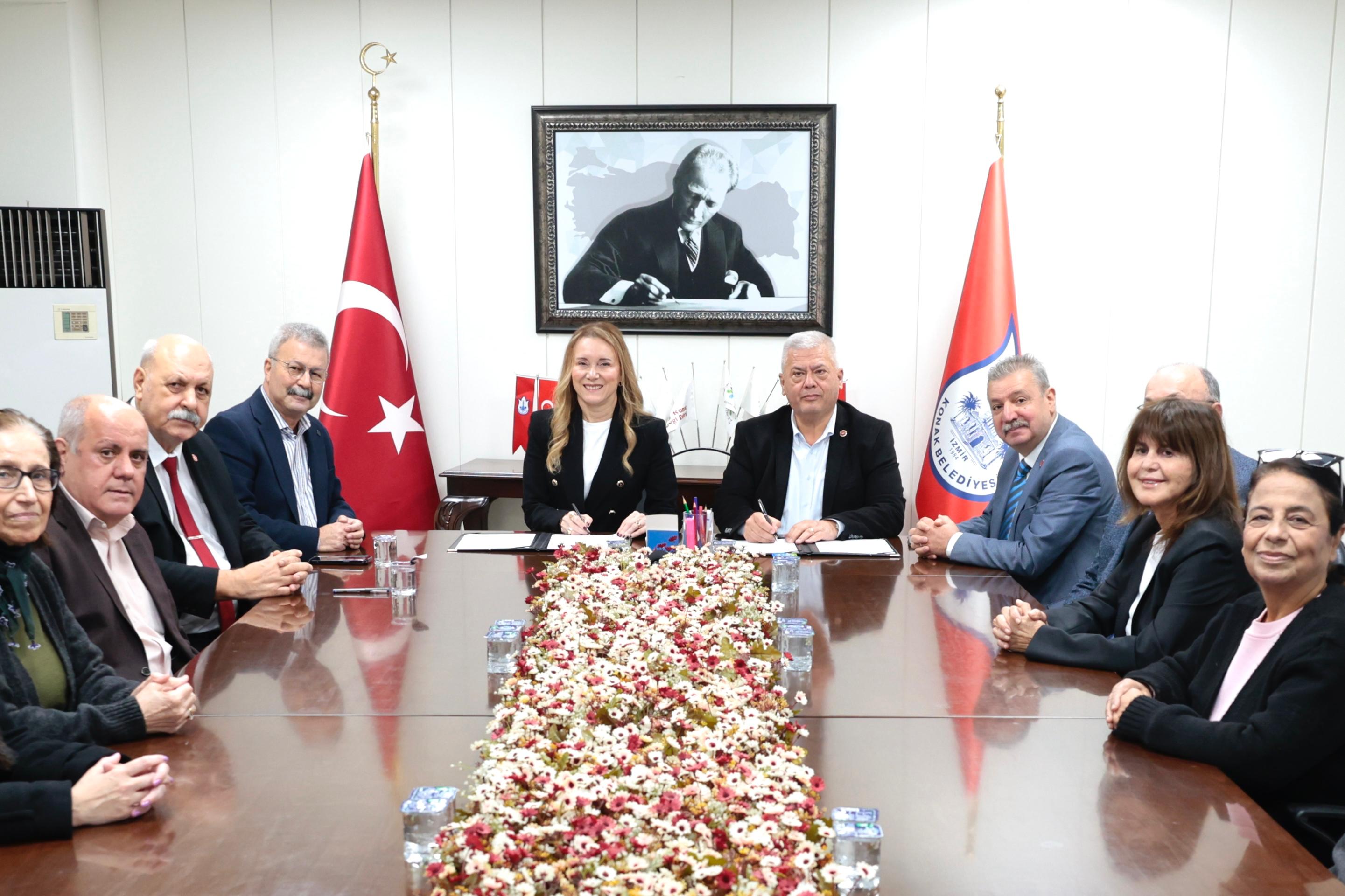Konak’ın Geleceği Için Iş Birliği Protokol Imzalandı (2)