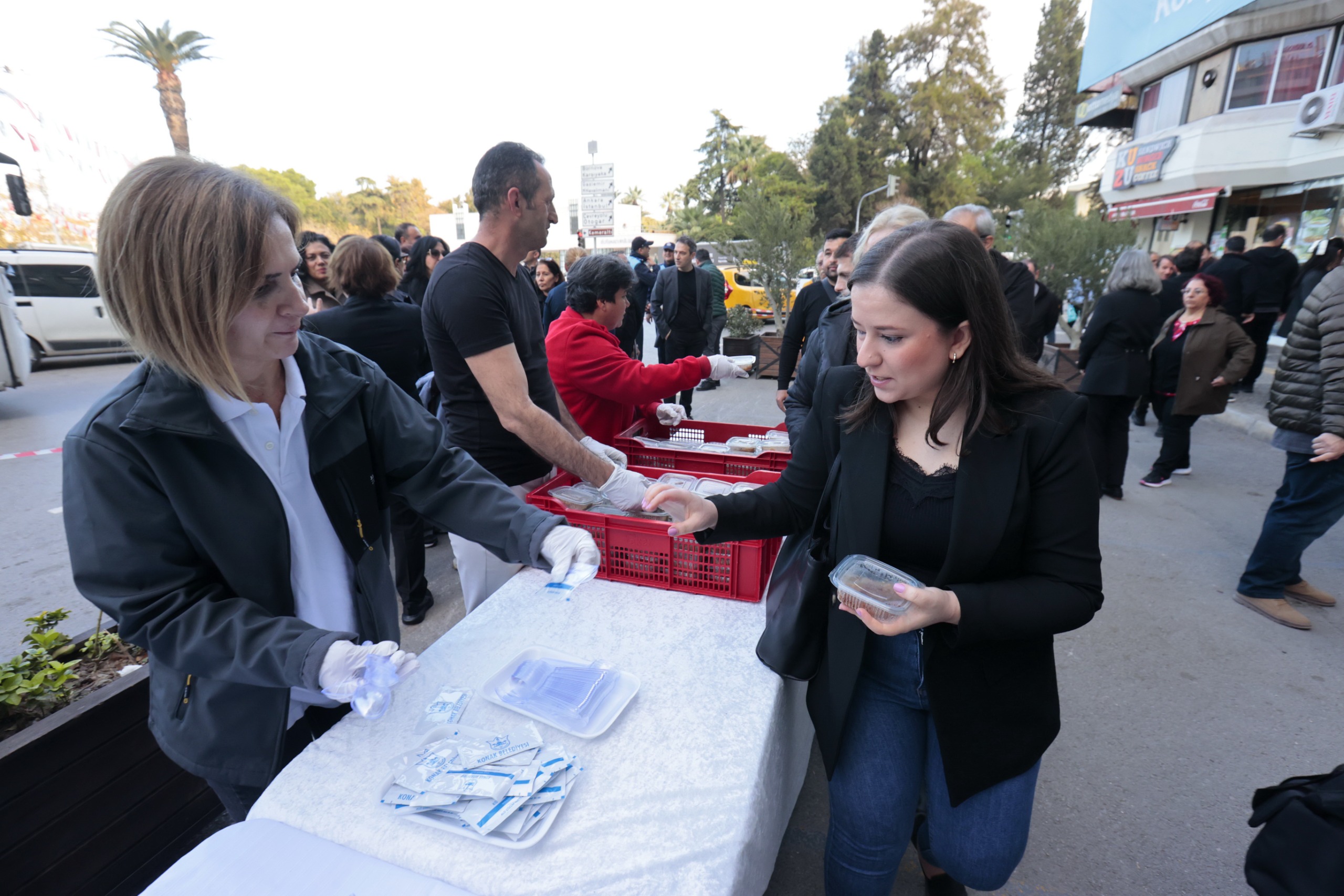Konak’ta Atatürk, Sonsuz Özlem Ve Saygıyla Anıldı (3)