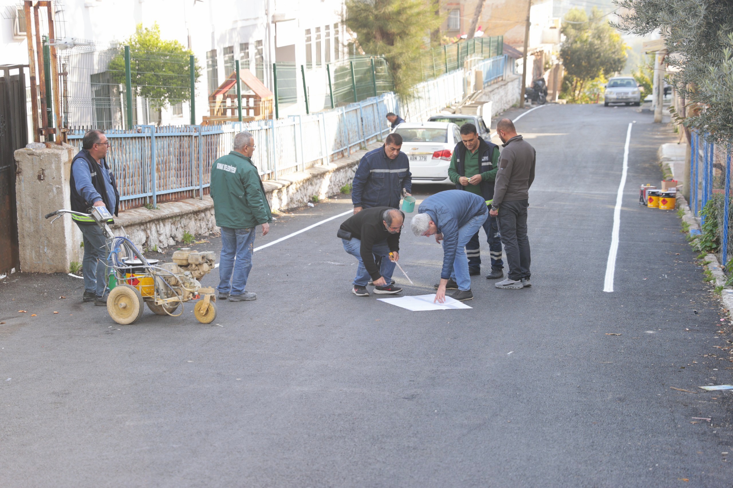 Konak’ta Okul Yolu Baştan Yaratıldı! Çocuklar Bu Manzaraya Bayıldı (1)